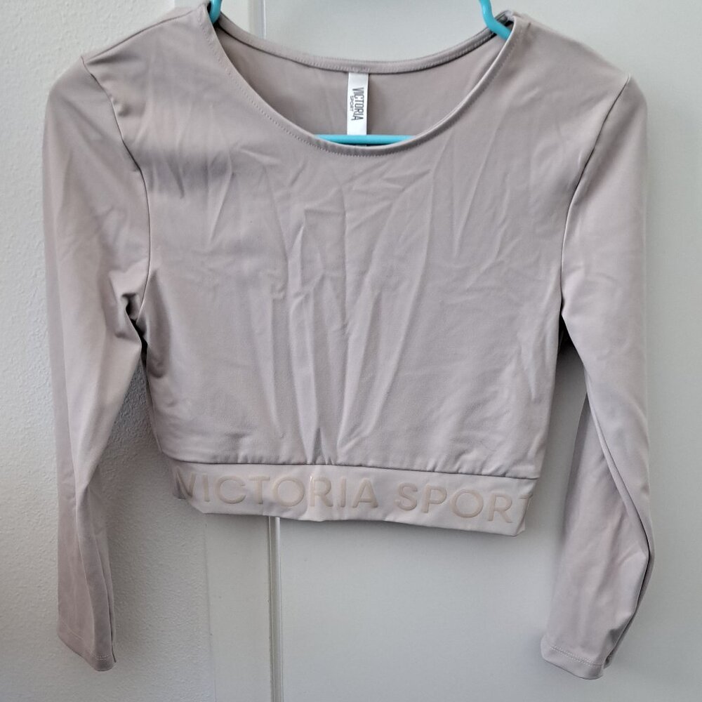 VS sport crop workout top
